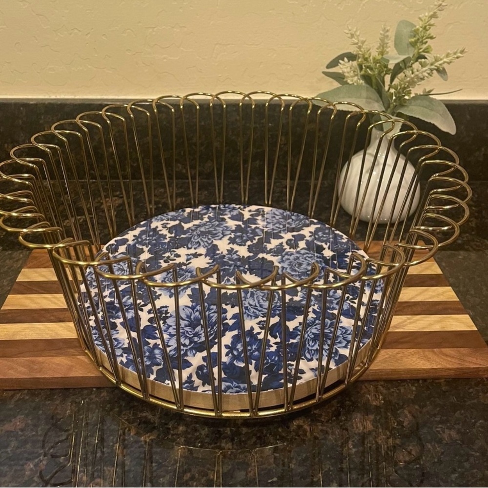 Pioneer Woman Basket